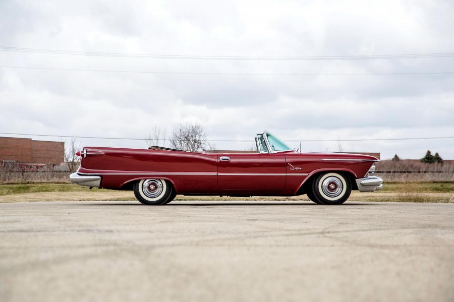  Imperial Crown Convertible (LY1-M) 1958 года  (фото 10 из 29)